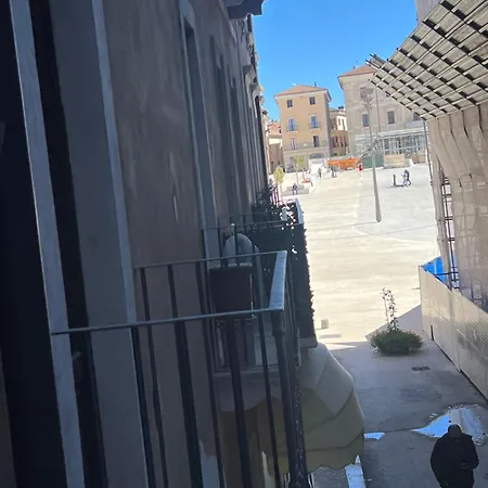 San Massimo - Piazza Duomo * ל'אקווילה