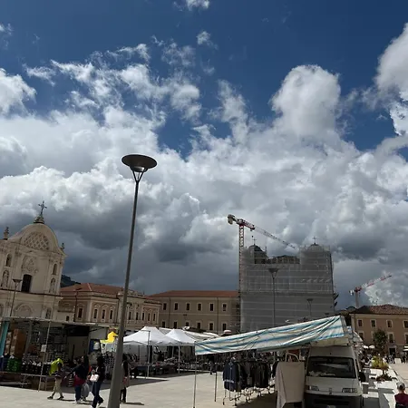 San Massimo - Piazza Duomo בית נופש ל'אקווילה